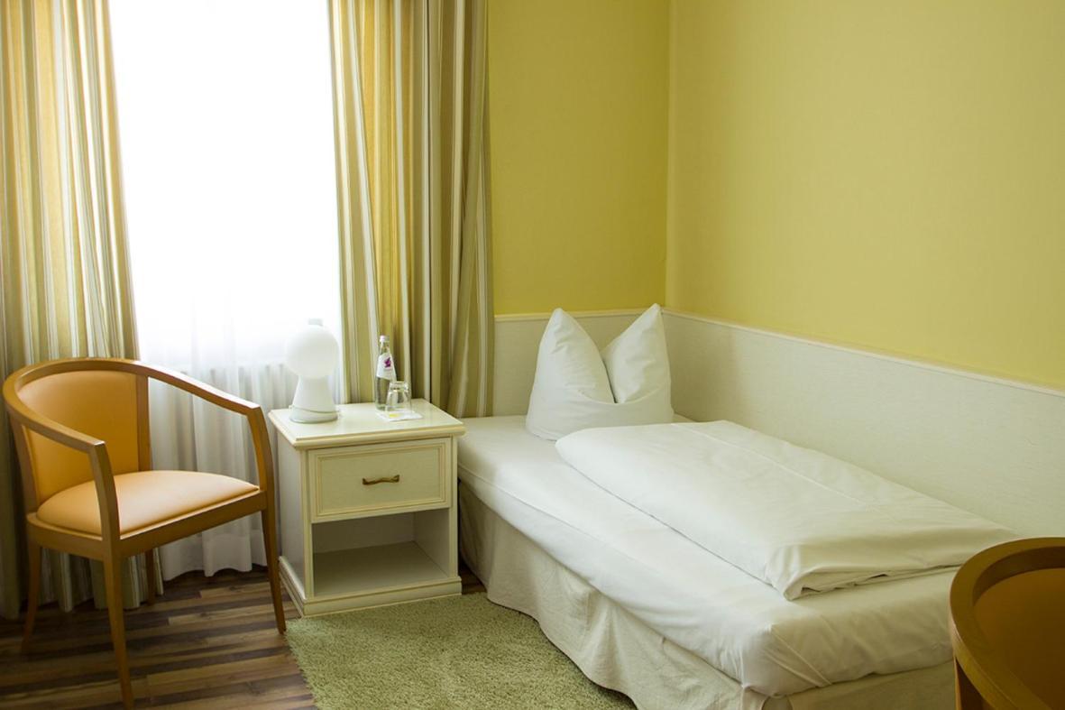 Hotel Schlee Hohenschäftlarn Δωμάτιο φωτογραφία